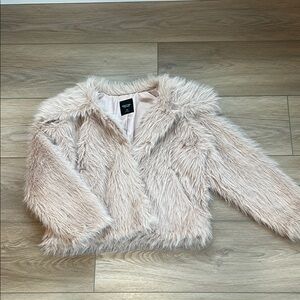 Simply Vera Vera Wang Faux Fur Jacket in Cream